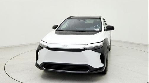 2025 Toyota bZ4X XLE
