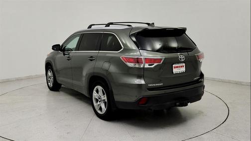 2016 Toyota Highlander Limited Platinum