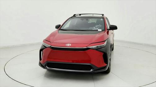 2025 Toyota bZ4X XLE
