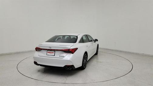 2020 Toyota Avalon Touring
