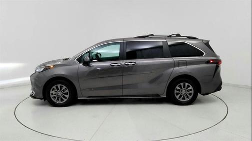 2024 Toyota Sienna XLE 7 Passenger