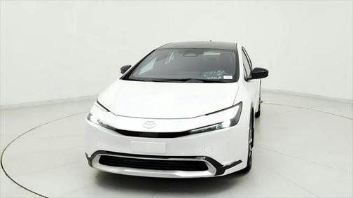 2025 Toyota Prius L