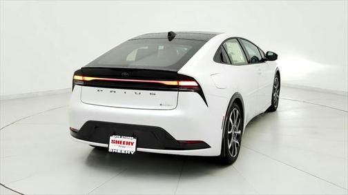 2025 Toyota Prius L