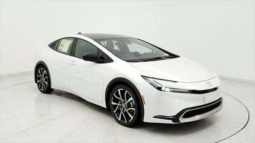 2025 Toyota Prius L