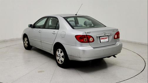 2005 Toyota Corolla LE