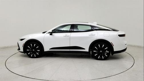 2025 Toyota Crown Platinum