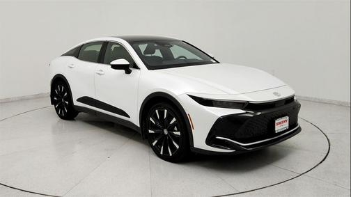 2025 Toyota Crown Platinum