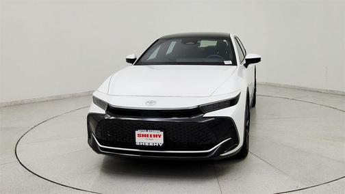 2025 Toyota Crown Platinum