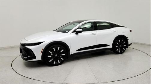 2025 Toyota Crown Platinum