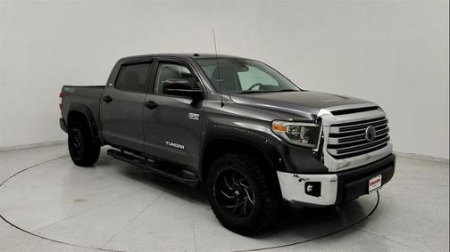 2018 Toyota Tundra SR5