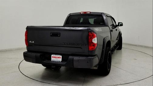 2018 Toyota Tundra SR5