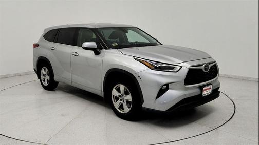 2021 Toyota Highlander LE