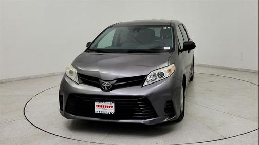 2018 Toyota Sienna SE