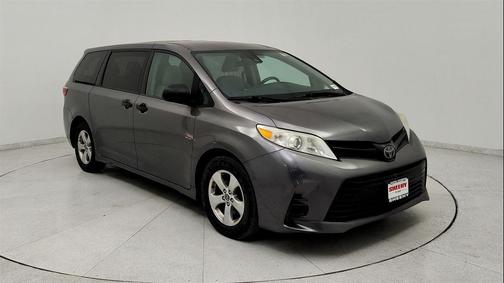 2018 Toyota Sienna SE