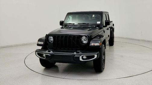 Black Clearcoat 2021 Jeep Gladiator Sport S