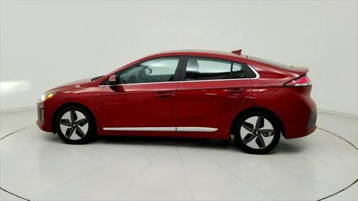 2022 Hyundai IONIQ Hybrid SEL
