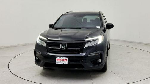 Crystal Black Pearl 2022 Honda Pilot AWD Black Edition