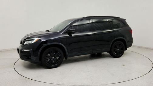 Crystal Black Pearl 2022 Honda Pilot AWD Black Edition
