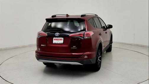 2018 Toyota RAV4 Hybrid SE