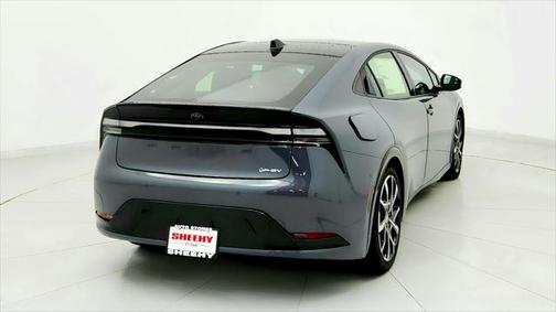 2025 Toyota Prius L