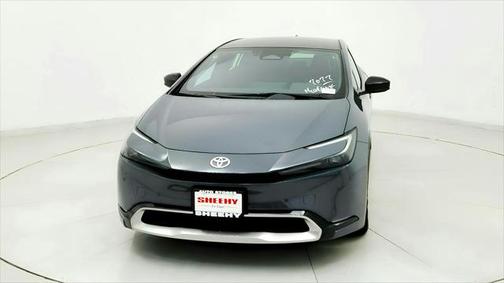 2025 Toyota Prius L