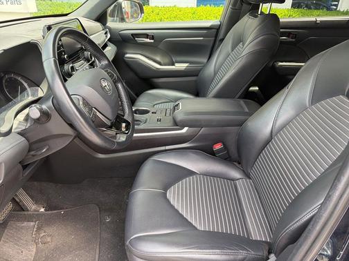 Blueprint 2021 Toyota Highlander XSE