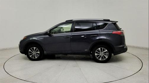 2018 Toyota RAV4 Hybrid XLE