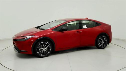 2025 Toyota Prius XLE