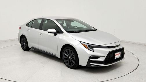 Classic Silver Metallic 2026 Toyota Corolla SE