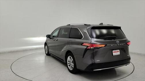 2021 Toyota Sienna Platinum 7 Passenger