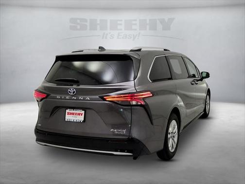 2021 Toyota Sienna Platinum 7 Passenger