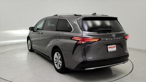 2021 Toyota Sienna Platinum 7 Passenger
