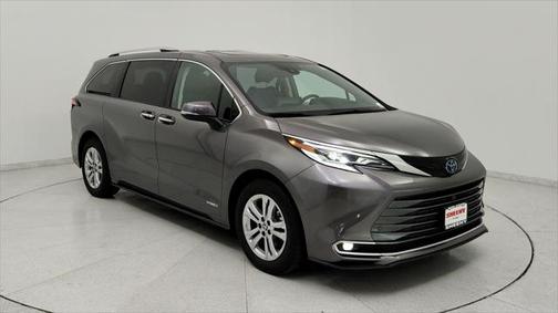 2021 Toyota Sienna Platinum 7 Passenger
