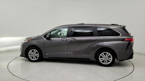 2021 Toyota Sienna Platinum 7 Passenger