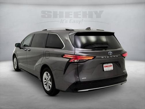 2021 Toyota Sienna Platinum 7 Passenger