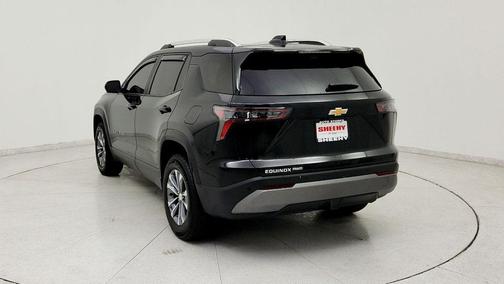Mosaic Black Metallic 2025 Chevrolet Equinox 1LT