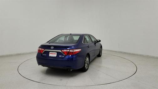 2016 Toyota Camry Hybrid SE