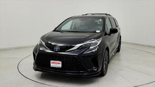 2024 Toyota Sienna XSE 7 Passenger
