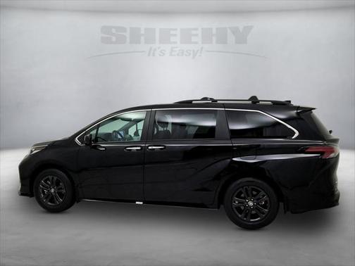 2024 Toyota Sienna XSE 7 Passenger