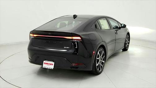 2025 Toyota Prius L
