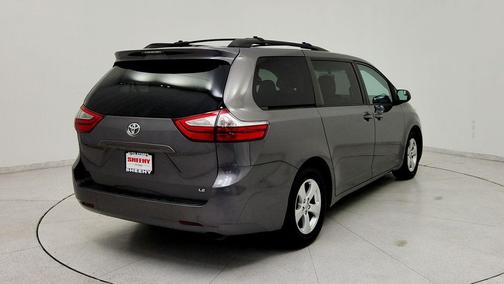 2015 Toyota Sienna LE