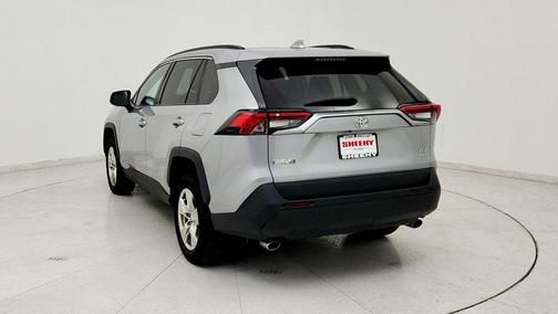 Silver Sky Metallic 2021 Toyota RAV4 XLE