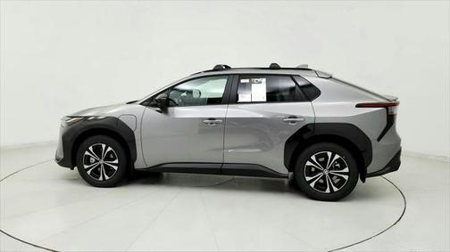 2025 Toyota bZ4X XLE