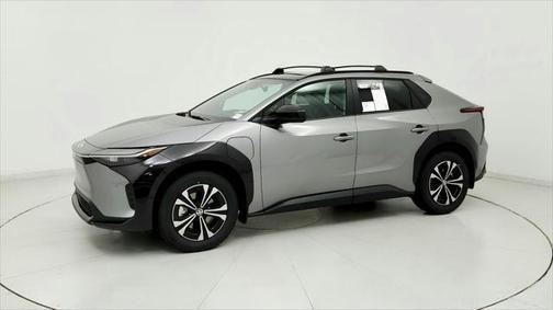 2025 Toyota bZ4X XLE
