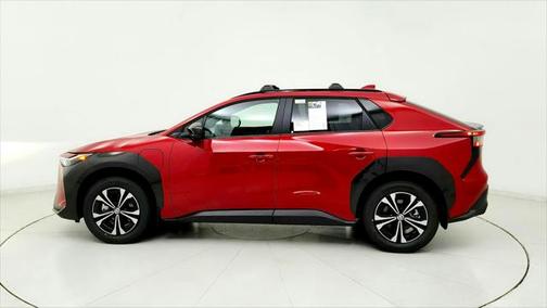 2025 Toyota bZ4X XLE