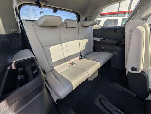 Heavy Metal 2026 Toyota Grand Highlander Platinum