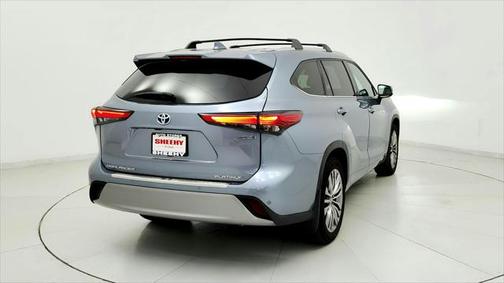 2020 Toyota Highlander Hybrid Platinum