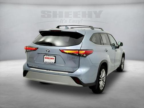 2020 Toyota Highlander Hybrid Platinum