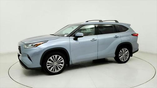2020 Toyota Highlander Hybrid Platinum