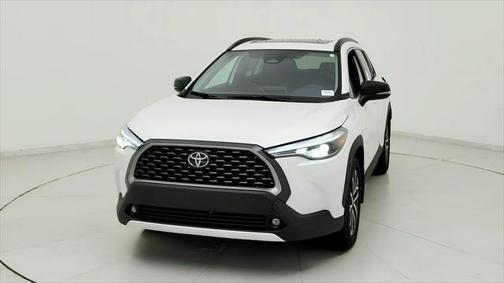 2025 Toyota Corolla Cross XLE